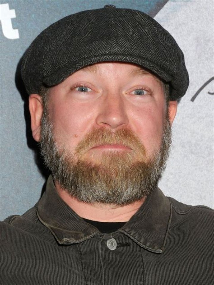 Is Kyle Kinane Off The Market?