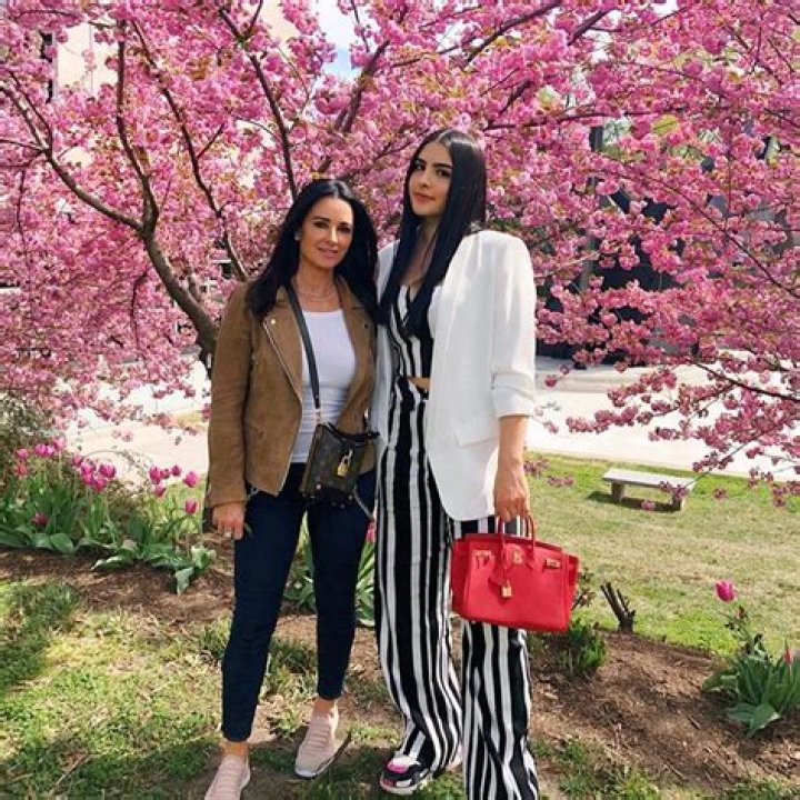 Meet Sophia Umansky - Celebrity Daughter