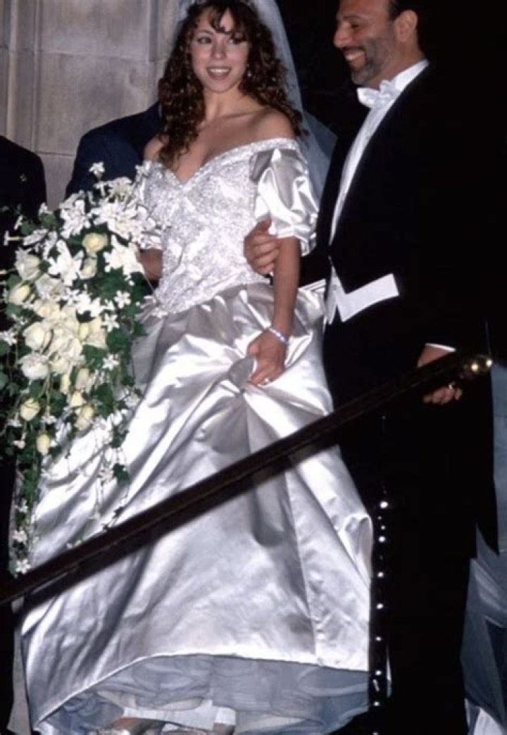Revealing the Intriguing Aspects of Her Life, Marriage to Tommy Chong, and Net Worth
