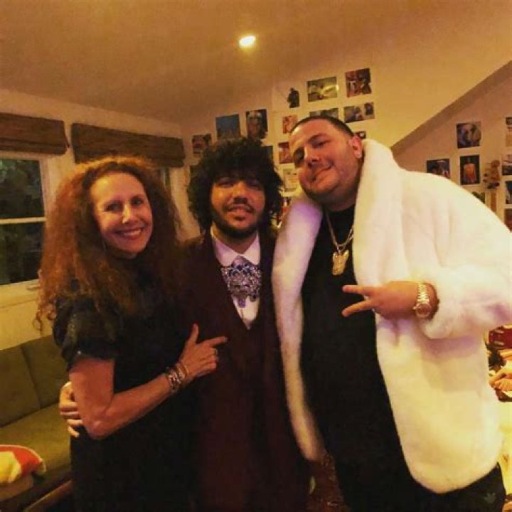 Unveiling The Pillars Of Benny Blanco's Success: His Parents' Role