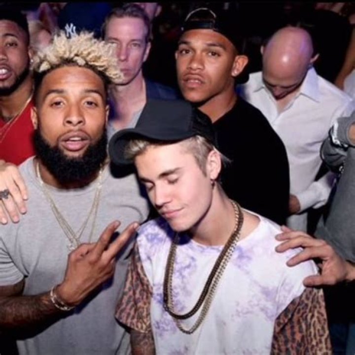 Unveiling The Secrets Of The "Bieber Odell" Style: Discoveries And Insights